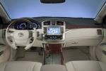 Toyota Avalon 2011 года